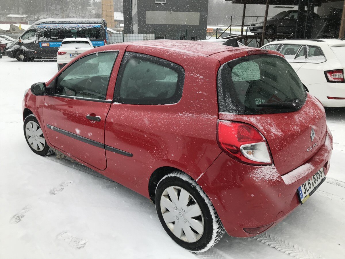 Renault Clio Hatchback 1,1 l 48 kw