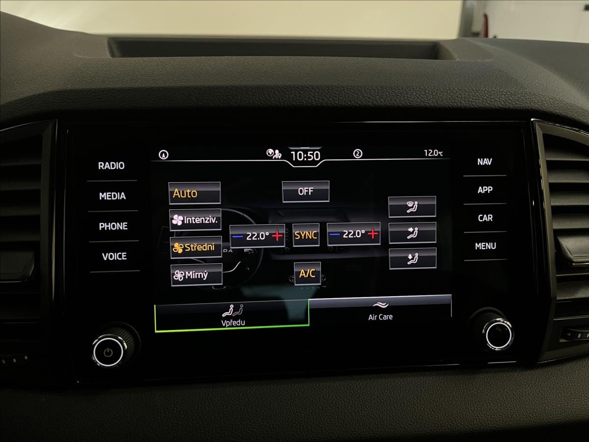 Škoda Karoq SUV 1,5 l 110 kw