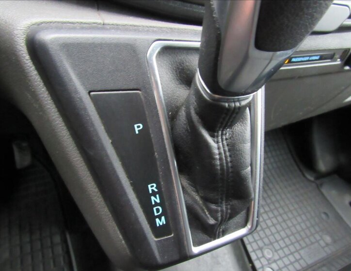 Ford Transit Custom Kombi 2,0 l 95 kw