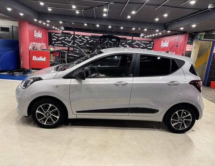 Hyundai i10 Hatchback 1,2 l 64 kw