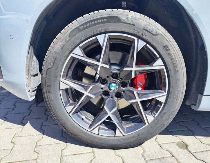 BMW X3 SUV / Terénní 2,0 l 145 kw