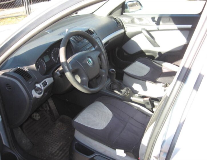 Škoda Octavia Sedan 1,6 l 75 kw