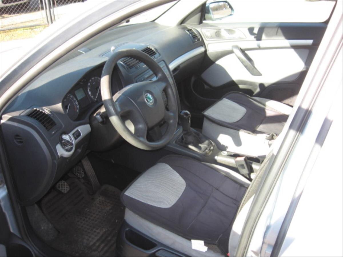 Škoda Octavia Sedan 1,6 l 75 kw