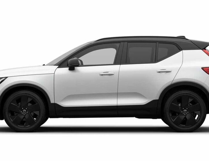Volvo XC40 SUV / Terénní 2,0 l 145 kw