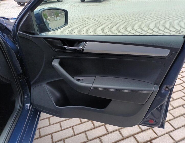 Škoda Rapid Hatchback 999,0 81 kw