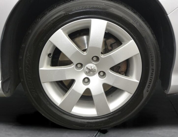 Peugeot 308 Kombi 2,0 l 110 kw