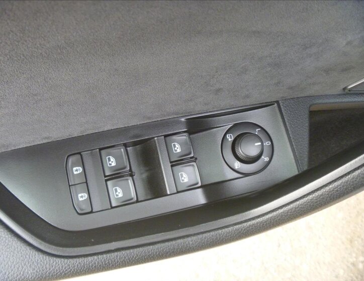 Škoda Superb Liftback 2,0 l 140 kw