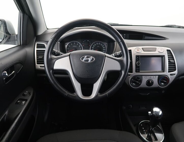 Hyundai i20 Hatchback 1,4 l 74 kw