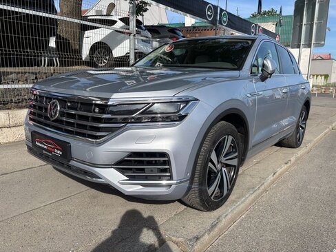 Volkswagen Touareg SUV / Terénní 3,0 l 210 kw