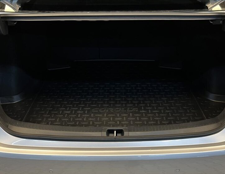 Toyota Corolla Sedan 1,5 l 92 kw