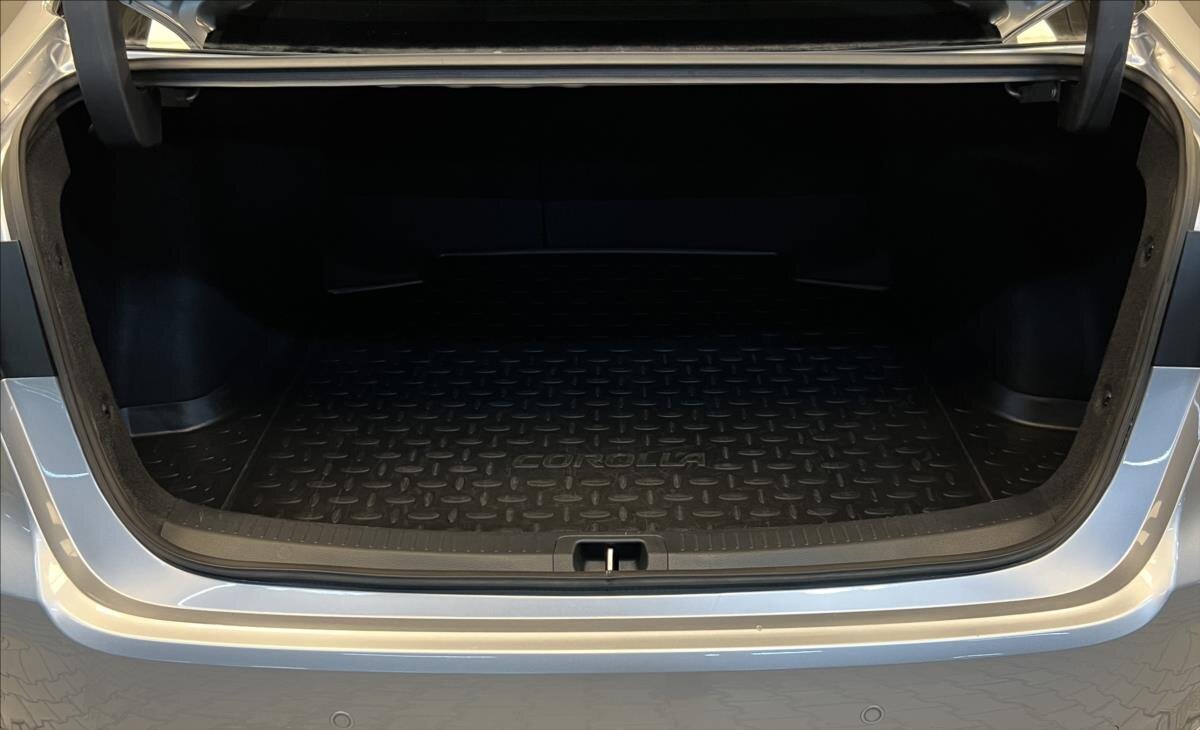 Toyota Corolla Sedan 1,5 l 92 kw