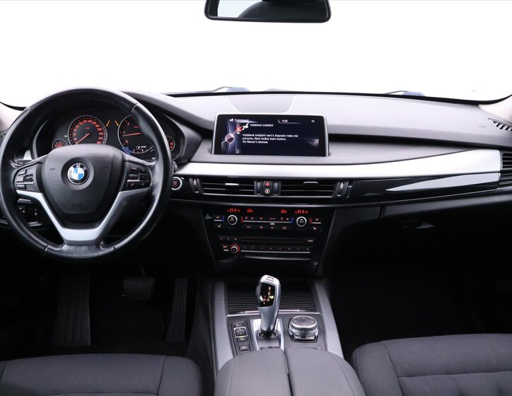 BMW X5 SUV 3,0 l 190 kw