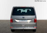 Volkswagen Multivan 8