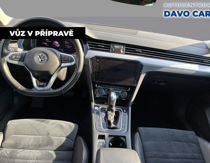 Volkswagen Passat Sedan / Limuzína 2,0 l 140 kw