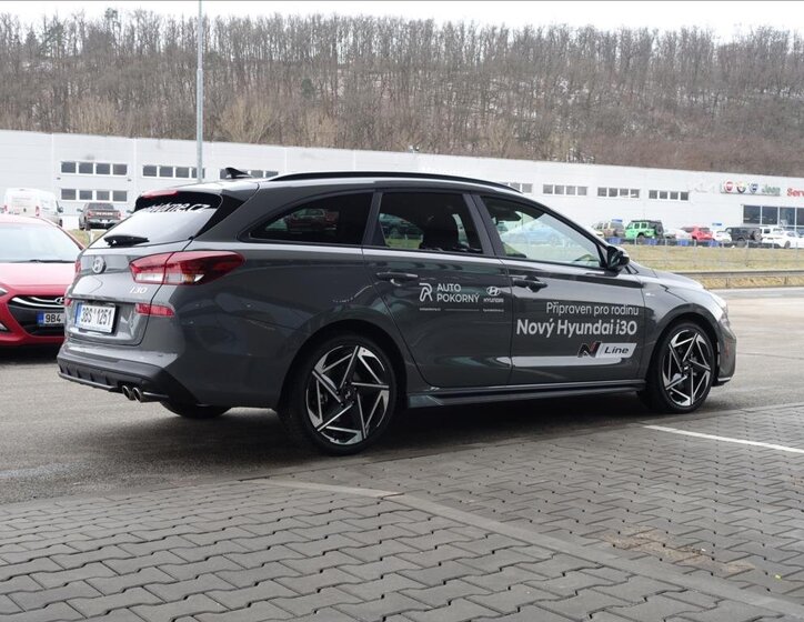 Hyundai i30 Kombi 1,6 l 110 kw