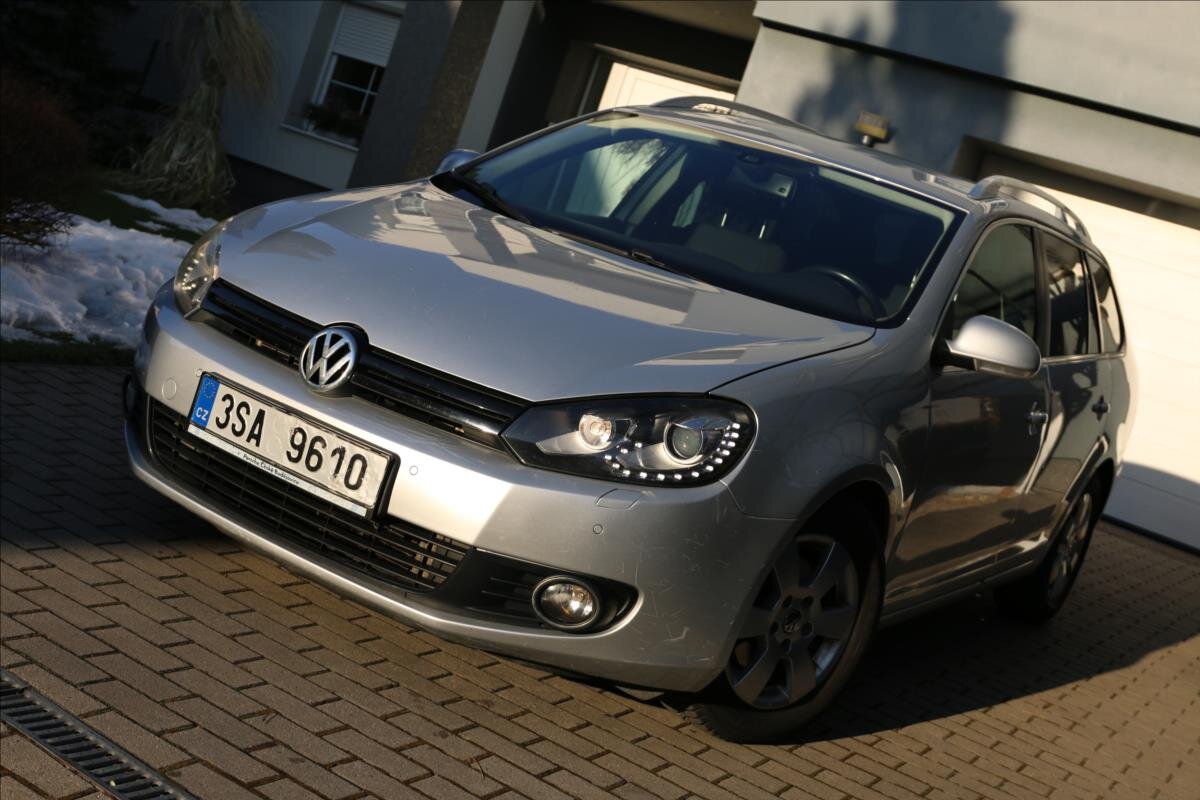 Volkswagen Golf Kombi 1,6 l 77 kw