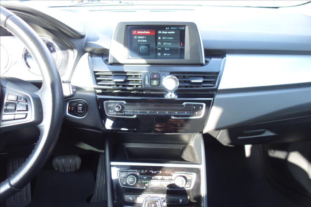 BMW Řada 2 MPV 1,5 l 103 kw