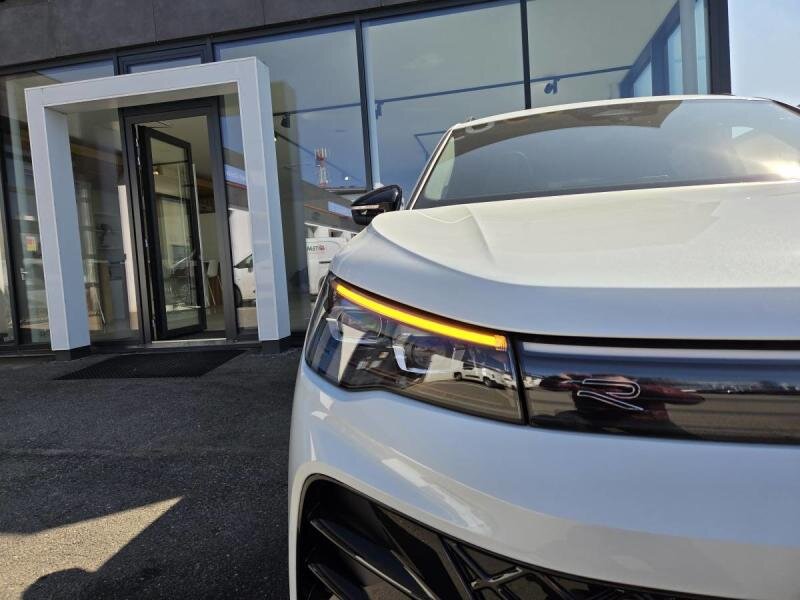 Volkswagen Tiguan SUV 2,0 l 195 kw