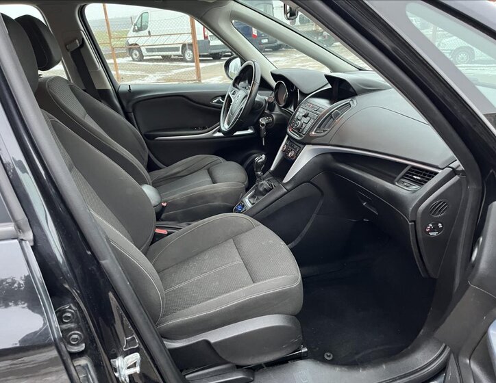 Opel Zafira MPV 1,6 l 100 kw