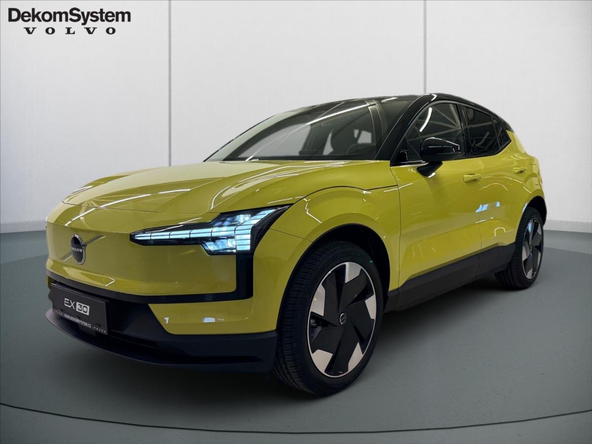 Volvo EX30 SUV / Terénní 0,0 200 kw