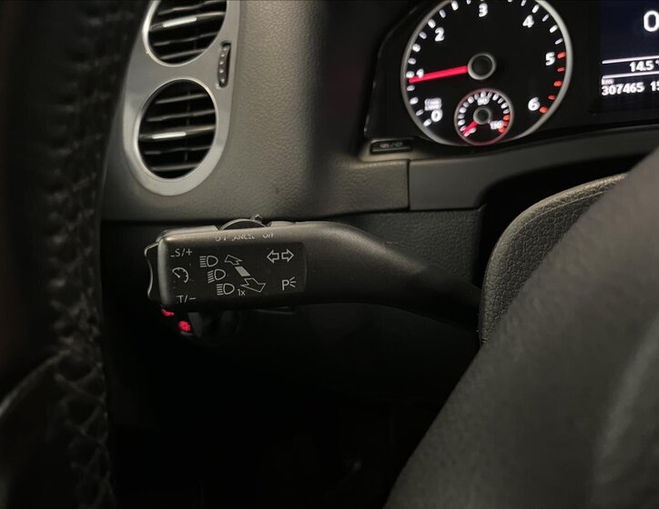 Volkswagen Tiguan SUV 2,0 l 81 kw