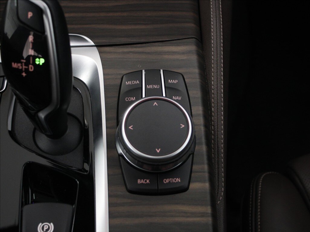 BMW Řada 6 Liftback 3,0 l 235 kw