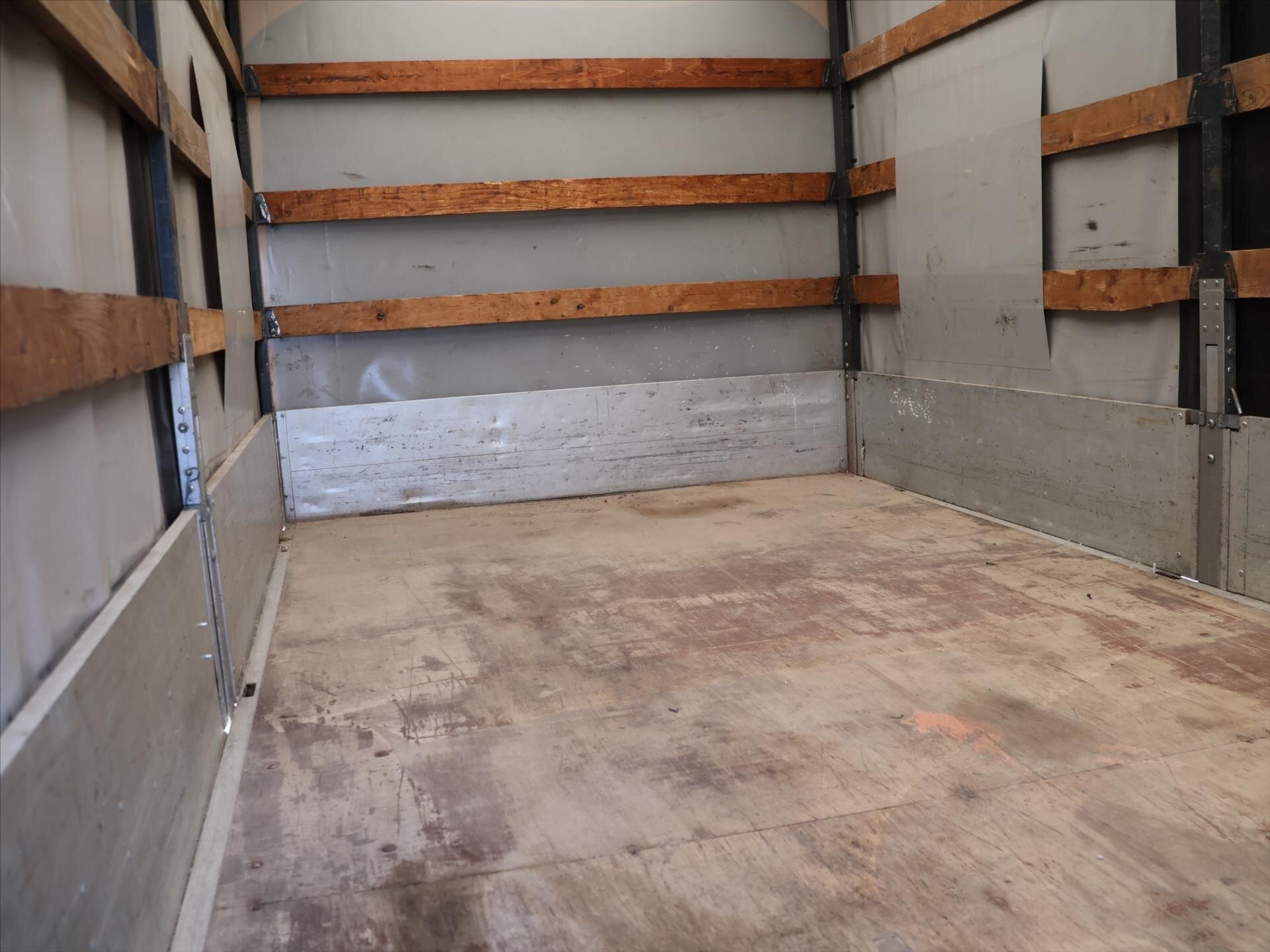 Peugeot Boxer Valník 2,2 l 88 kw