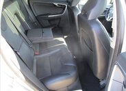 Volvo XC60 SUV 2,4 l 133 kw