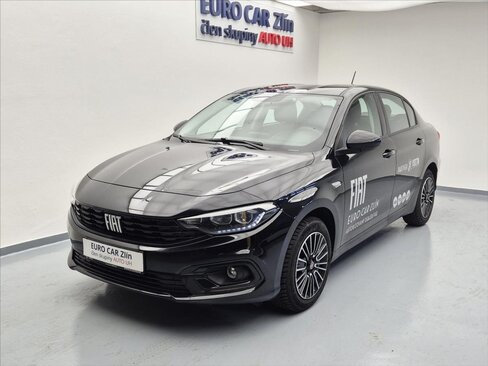 Fiat Tipo Sedan / Limuzína 999,0 73 kw