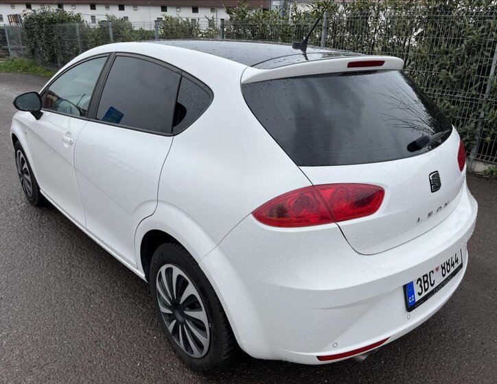 Seat Leon Hatchback 2,0 l 103 kw