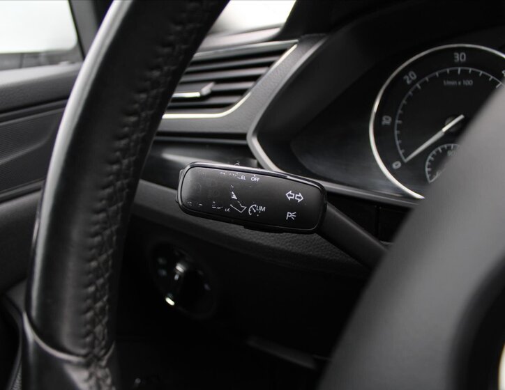 Škoda Superb Liftback 2,0 l 110 kw