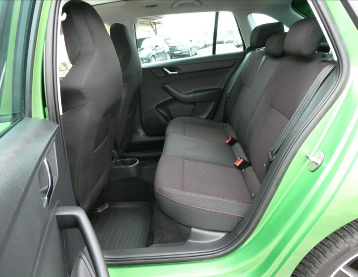 Škoda Rapid Hatchback 1,2 l 77 kw