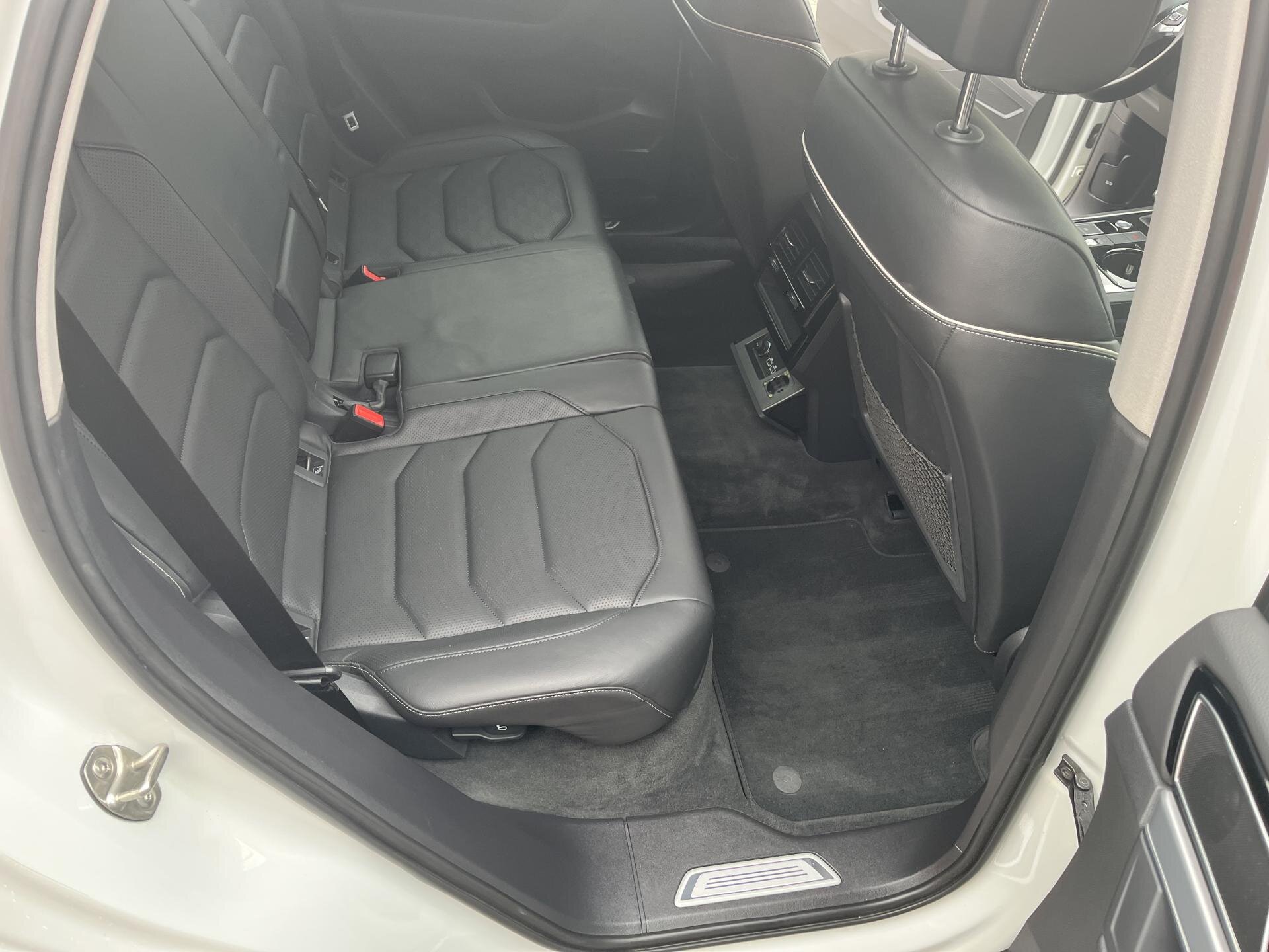 Volkswagen Touareg SUV 3,0 l 210 kw