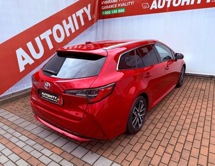 Toyota Corolla Kombi 1,2 l 85 kw