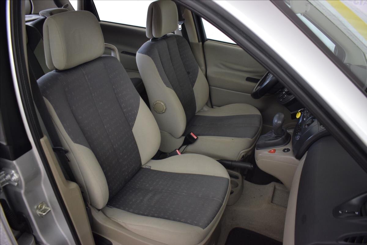 Renault Scénic MPV 1,6 l 83 kw