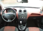 Ford Fiesta 12