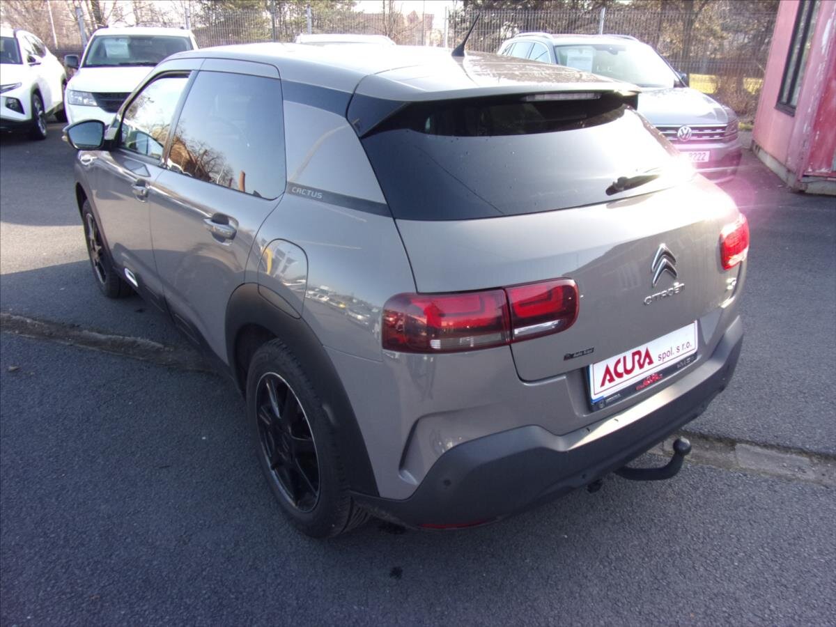 Citroën C4 Cactus Hatchback 1,2 l 81 kw