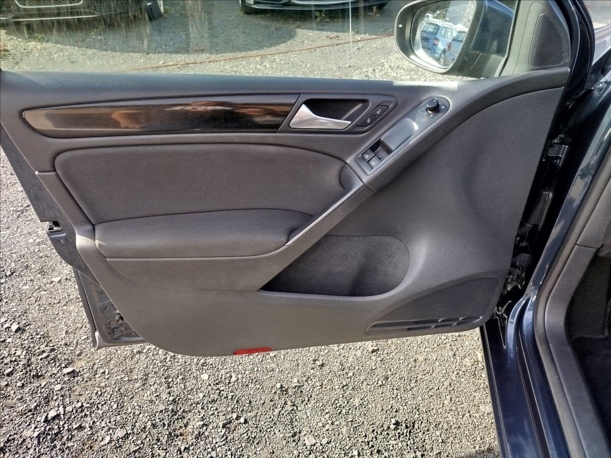 Volkswagen Golf Hatchback 2,0 l 81 kw