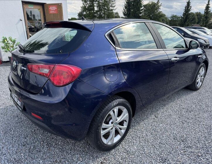 Alfa Romeo Giulietta Hatchback 1,6 l 77 kw