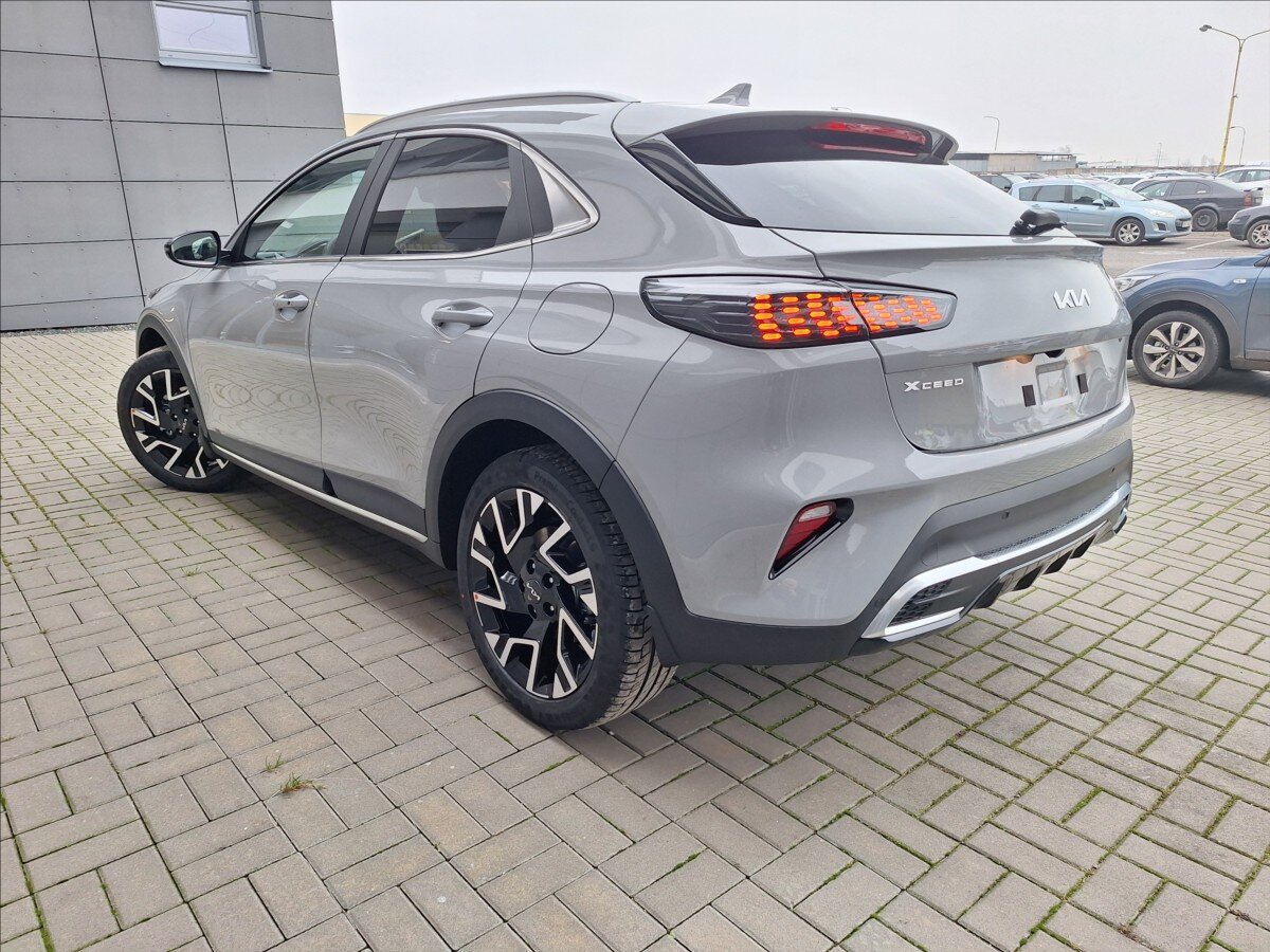 KIA XCeed SUV / Terénní 1,6 l 110 kw