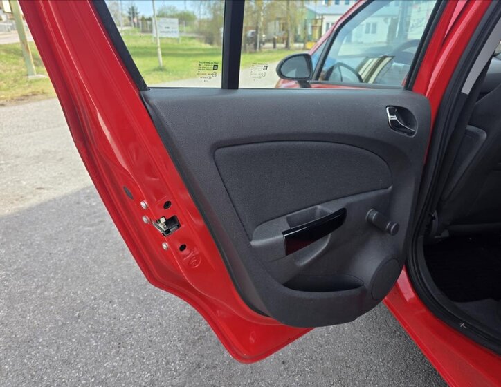 Opel Corsa Hatchback 1,2 l 59 kw