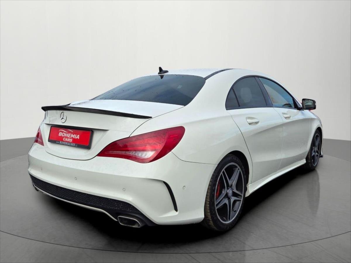 Mercedes-Benz CLA Sedan 1,8 l 100 kw