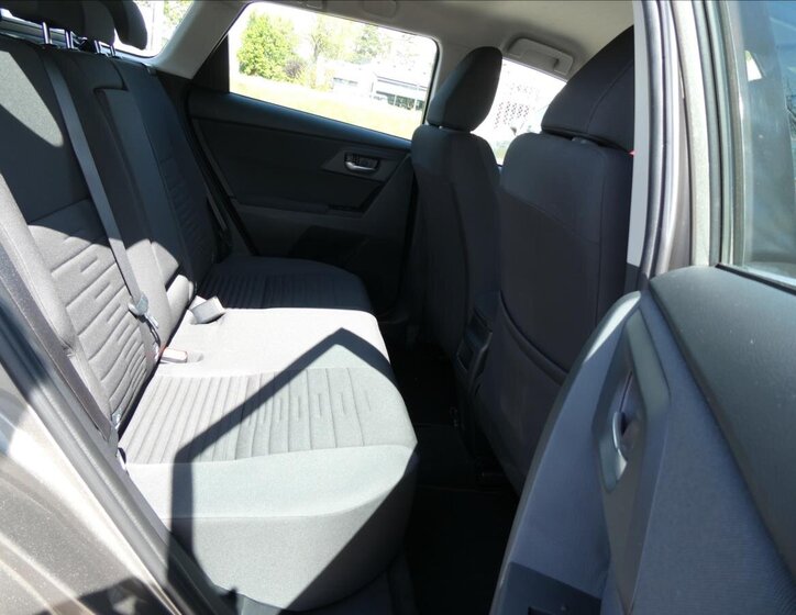 Toyota Auris Kombi 1,3 l 73 kw