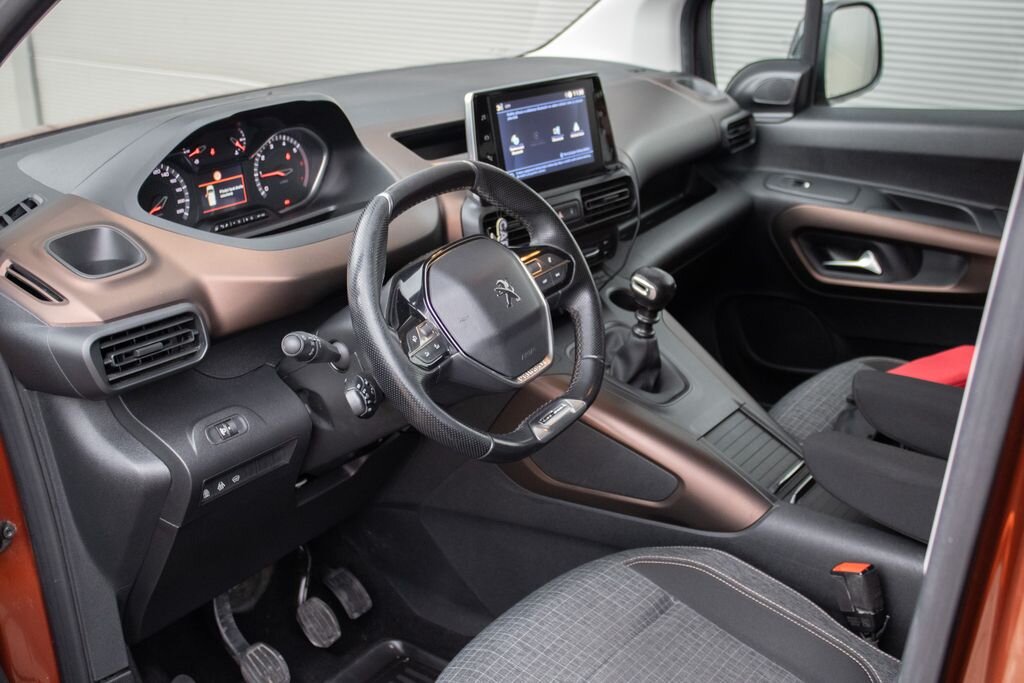 Peugeot Rifter VAN-Minibus 1,5 l 96 kw