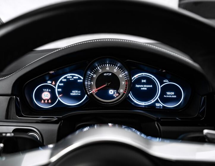 Porsche Cayenne SUV 4,0 l 338 kw