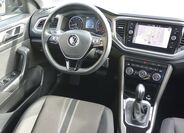 Volkswagen T-Roc 13