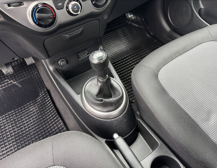 Hyundai i20 Hatchback 1,2 l 62 kw