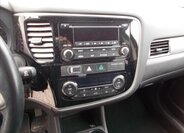 Mitsubishi Outlander SUV / Terénní 2,0 l 110 kw