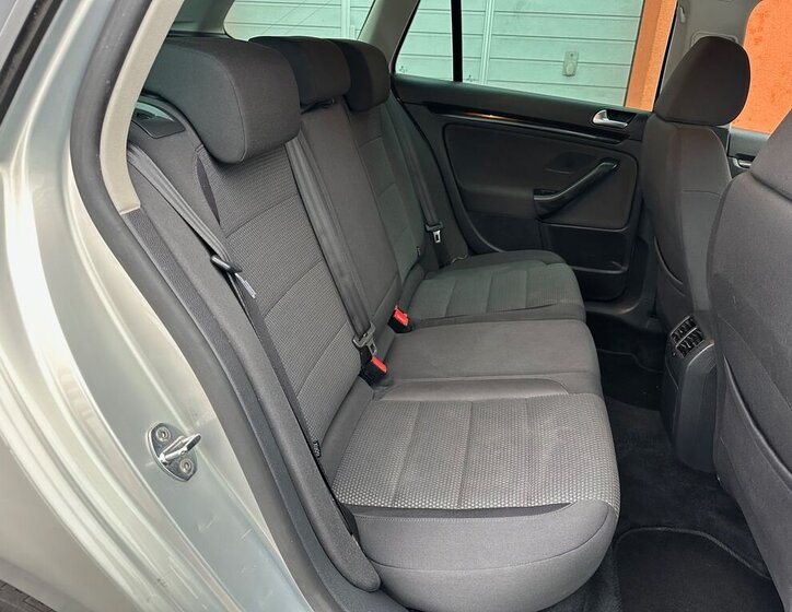 Volkswagen Golf Kombi 1,4 l 90 kw