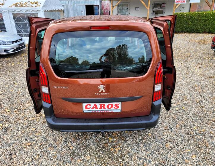 Peugeot Rifter 38